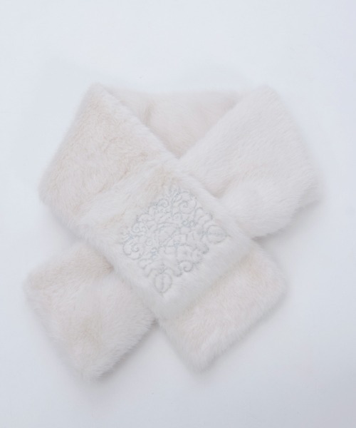 axes femme（アクシーズファム）の「刺繍ファーティペット（マフラー・レディース・グレー/キナリ・FREE）」の17枚目の写真