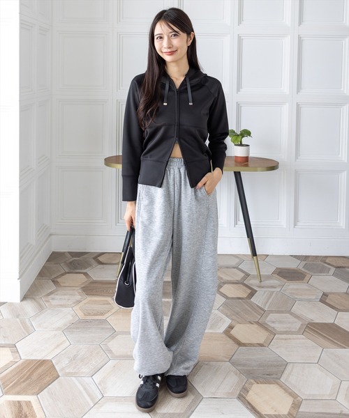 CLEAR BASIC（クリアベーシック）の「ダンボールパーカー［大人 カジュアル 着回し力抜群］（パーカー・レディース・グレー/ブラック・F）」の4枚目の写真