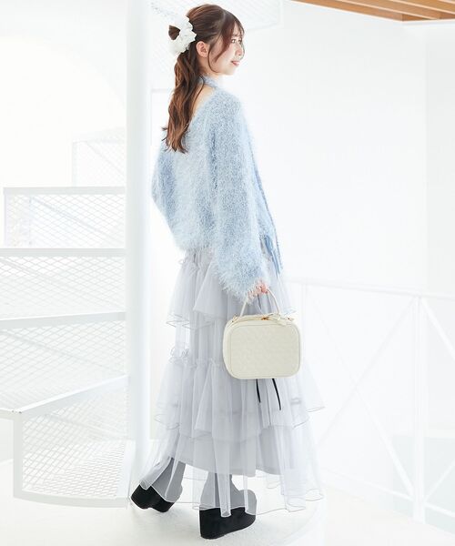 MAJESTIC LEGON(マジェスティックレゴン)の「ふわふわシャイニールーズニット(ニット/セーター・レディース・ブラック/オフホワイト/ブルー/ピンク・MEDIUM)」の18枚目の写真