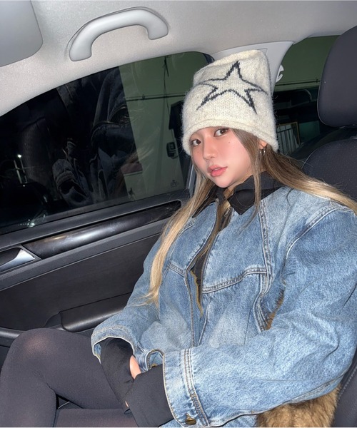 Vini（ヴィニ）の「ユニセックススターモチーフビーニー（ニットキャップ/ビーニー・レディース・ブラック/クリーム・FREE）」の9枚目の写真