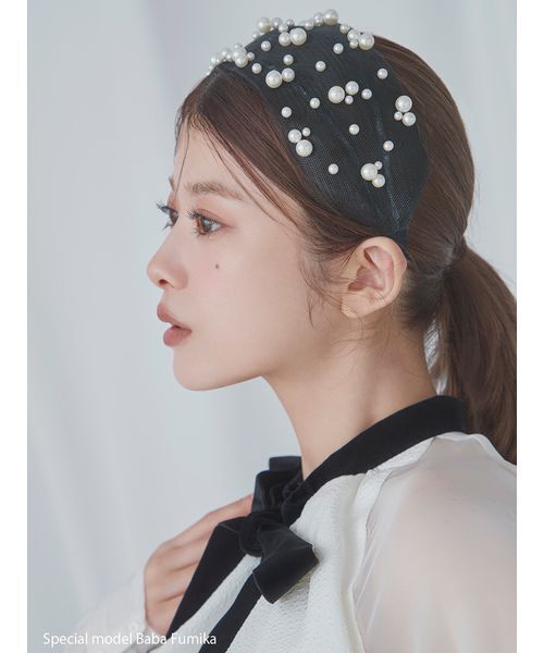 SNIDEL(スナイデル)の「ビジューカチューシャ(カチューシャ・レディース・B/A・F)」の3枚目の写真