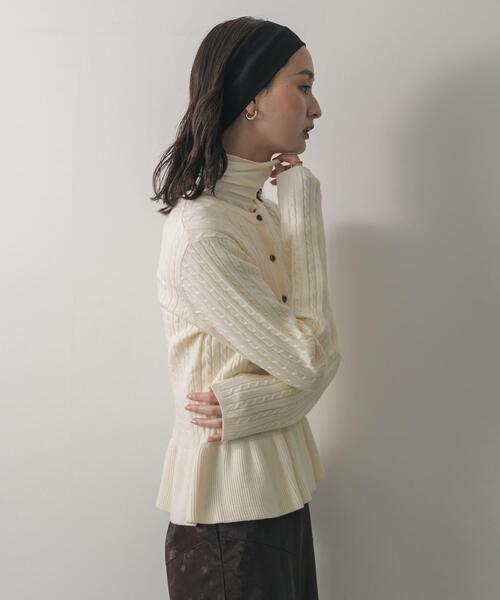 ミニケーブルペプラムセーター（ニット/セーター）｜SENSE OF PLACE by