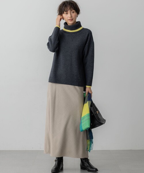 23区(ニジュウサンク)の「ウールカシミヤ コンビカラー オフタートル ニット(ニット/セーター・レディース・ネイビー系/ベージュ系/ライトグレー系・38)」の4枚目の写真
