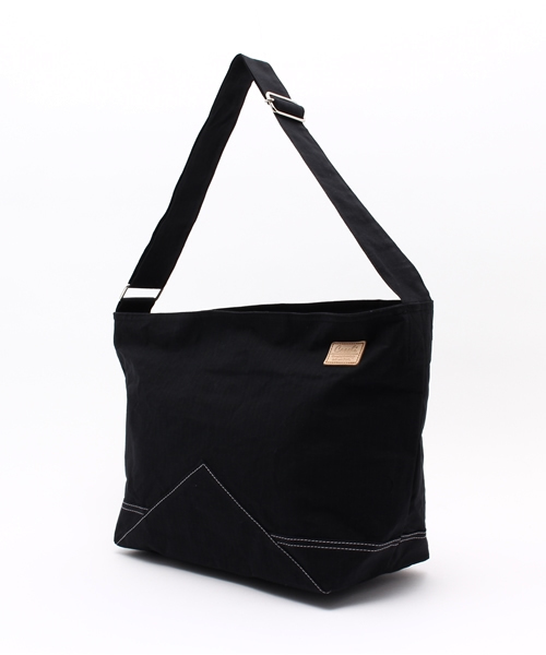 COSSHI（コッシ）の「COSSHI RIP-STOP PARAFFIN SHOULDER（ショルダーバッグ・メンズ・ネイビー/ブラック/ライトグレー・FREE）」の15枚目の写真