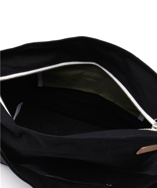 COSSHI（コッシ）の「COSSHI RIP-STOP PARAFFIN SHOULDER（ショルダーバッグ・メンズ・ネイビー/ブラック/ライトグレー・FREE）」の12枚目の写真