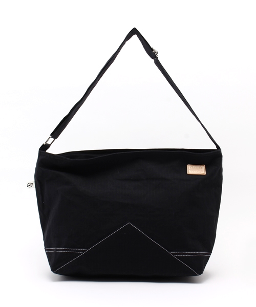 COSSHI（コッシ）の「COSSHI RIP-STOP PARAFFIN SHOULDER（ショルダーバッグ・メンズ・ネイビー/ブラック/ライトグレー・FREE）」の14枚目の写真