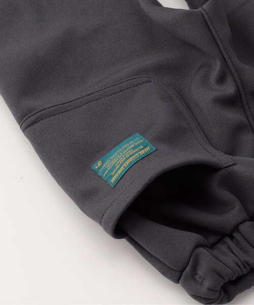 F.O.KIDS(エフオーキッズ)の「【ジュニア対応】エンボスサイドラインジョガーパンツ(その他パンツ・キッズ・チャコール・90/100/110/120/130/140)」の6枚目の写真