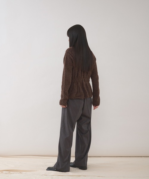 MUHET（ミュエータ）の「wool-like tuck straight pants / ウールライクタックストレートパンツ（スラックス・レディース・グレー/ブラウン/ネイビー・MEDIUM/SMALL/LARGE）」の13枚目の写真