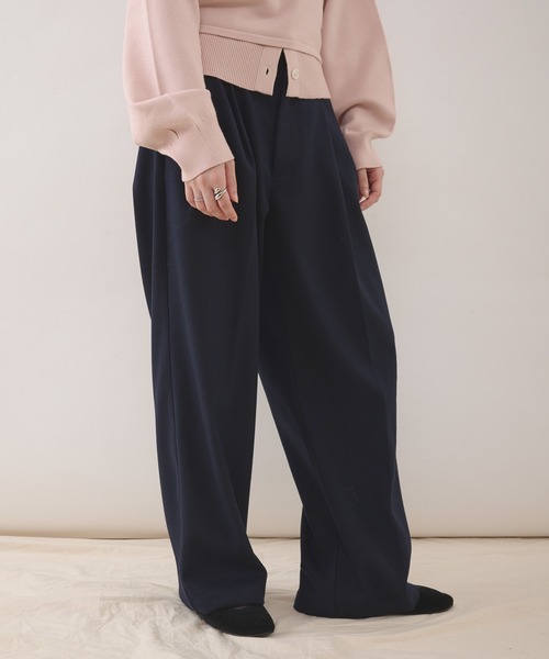 MUHET（ミュエータ）の「wool-like tuck straight pants / ウールライクタックストレートパンツ（スラックス・レディース・グレー/ブラウン/ネイビー・MEDIUM/SMALL/LARGE）」の18枚目の写真