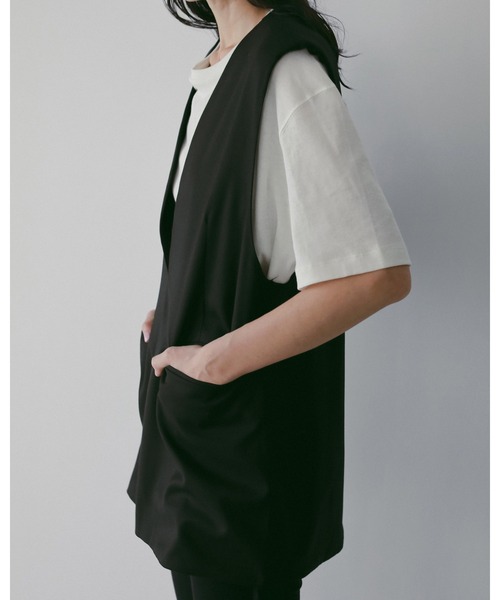 anuke（アンヌーク）の「Keyneck Over Vest（その他アウター・レディース・モカ/ブラック・36inch/38inch）」の5枚目の写真