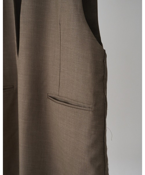 anuke（アンヌーク）の「Keyneck Over Vest（その他アウター・レディース・モカ/ブラック・36inch/38inch）」の14枚目の写真