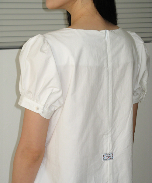 RONRON（ロンロン）の「RIBBON BOW HALF SLEEVE DRESS WHITE（ワンピース・レディース・その他・FREE）」の4枚目の写真