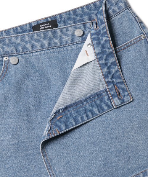 MUSINSA STANDARD WOMAN（ムシンサスタンダードウーマン）の「ウィメンズデニムミニラップスカート[ライトインディゴ]（スカート・レディース・その他・SMALL/MEDIUM/LARGE/X-SMALL）」の3枚目の写真