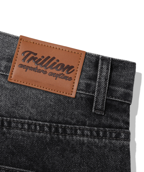 TRILLION(トリリオン)の「キャットブラシウォッシングフレアワイドデニムパンツ_ノーマルブラック(デニムパンツ・レディース・その他・X-LARGE/MEDIUM/LARGE)」の8枚目の写真
