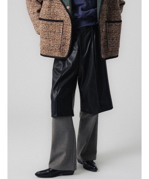 ELCHELE（エルチェレ）の「HALF LAYERED PANTS（スラックス・レディース・ブラウン/ブラック・36/38）」の2枚目の写真