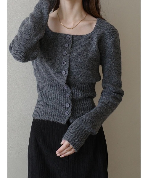 amel（エイメル）の「スクエアネックコルセットデザインニット / グレー（ニット/セーター・レディース・グレー・FREE）」の4枚目の写真