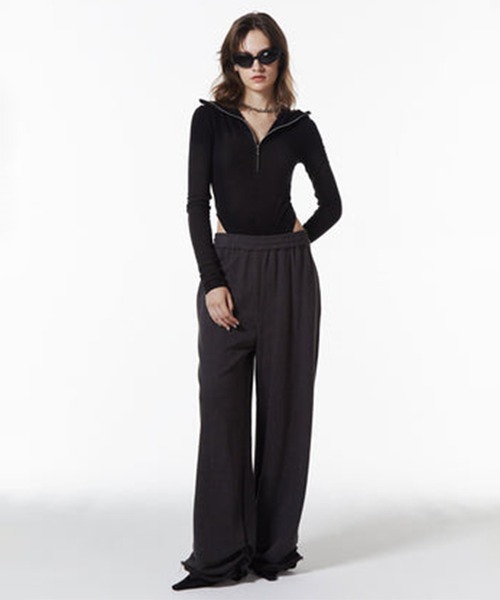 JOSE MOON(ジョゼムーン)の「【JOSEMOON/ジョゼムーン】HOODIE BODY SUITS/フーディーボディースーツ(その他トップス・レディース・カーキブラウン/ブラック・FREE)」の4枚目の写真