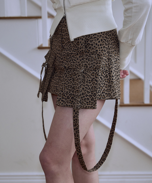 ROSEFRANTZ（ロゼフランツ）の「Out Pocket Leopard Mini Skirt [Brown]（スカート・レディース・ブラウン・SMALL/MEDIUM）」の2枚目の写真