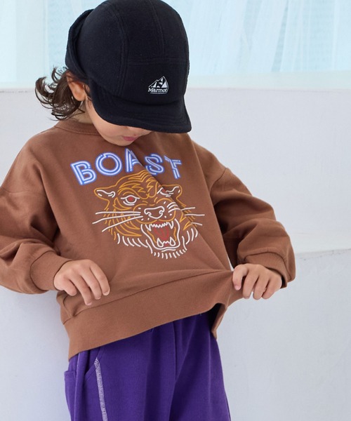 Life Support Products（ライフサポートプロダクツ）の「裏毛グラフィックトレーナー（スウェット・キッズ・チャコール/マスタード/グリーン/ホワイト系その他/ブラウン/ライトピンク/ブラック/オフホワイト/杢グレー/ブルー・80/90/95/100/110/120/130/140/150）」の6枚目の写真