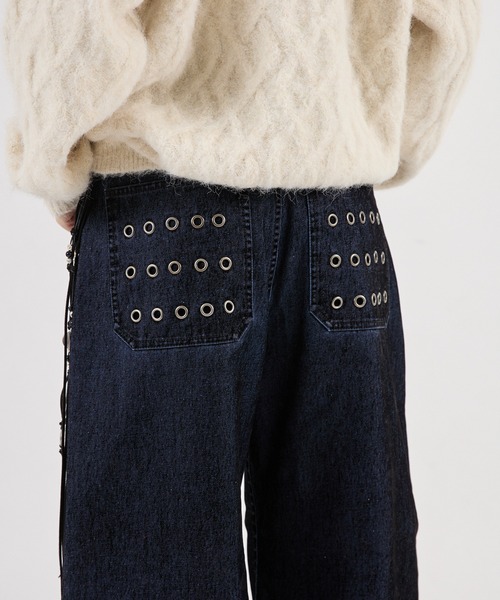 FTW（エフティダブリュー）の「FLOCKY EYELET CARVING PANTS（その他パンツ・レディース・インディゴブルー・MEDIUM/SMALL/LARGE）」の7枚目の写真
