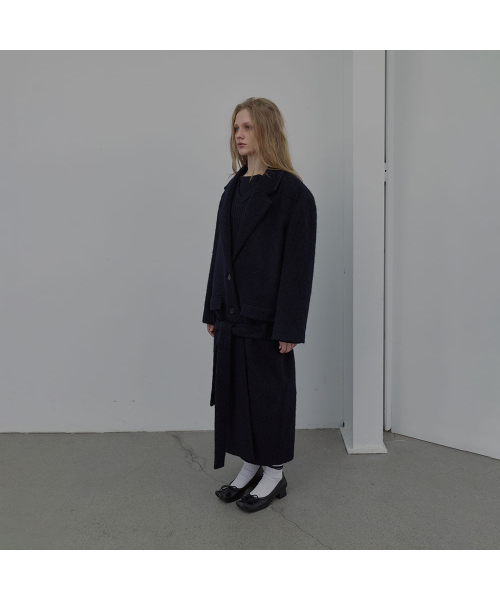 LCDC TM(エルシーディーシーティーエム)の「LOWRISE BELTED COAT (DARK NAVY)(チェスターコート・レディース・その他・OS)」の2枚目の写真