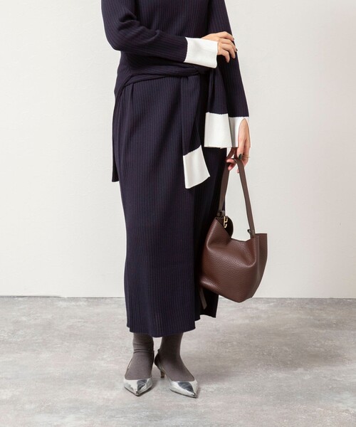 NOLLEY’S Sophi（ノーリーズソフィ）の「《手洗い可能》ウール混ワイドリブ袖口配色ロングワンピース（ワンピース・レディース・ダークネイビー/サックスブルー/グレー・38）」の15枚目の写真