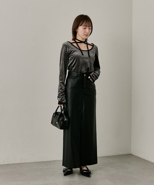 mline（エムライン）の「[mline]チョーカーベロアトップス（Tシャツ/カットソー・レディース・アイボリー/チャコールグレー/ピンク・FREE）」の17枚目の写真