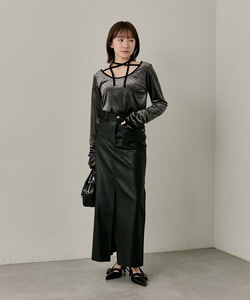 mline（エムライン）の「[mline]チョーカーベロアトップス（Tシャツ/カットソー・レディース・アイボリー/チャコールグレー/ピンク・FREE）」の18枚目の写真