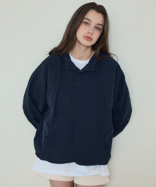 WEDNESDAYOASISFORWOMEN(ウェンズデー オアシス フォー ウーマン)の「W/ウィンディアノラックフードジャケット_Navy(W25-TP10)(パーカー・レディース・ネイビー・FREE)」の2枚目の写真