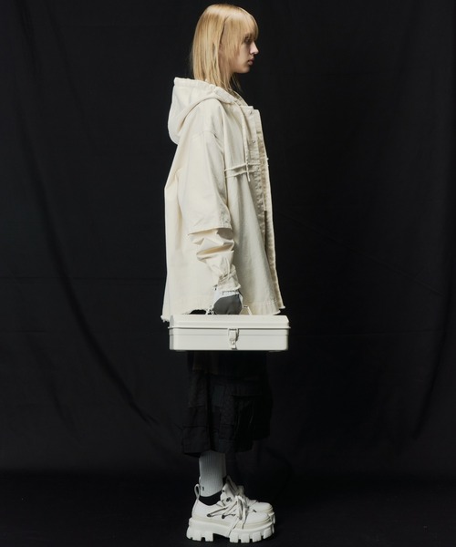 AIVER（アイバー）の「AIVER　レイヤードカットオフツイルシャツ（シャツ/ブラウス・メンズ・ブラック/ダークグレー/キナリ・LARGE/MEDIUM/SMALL）」の20枚目の写真