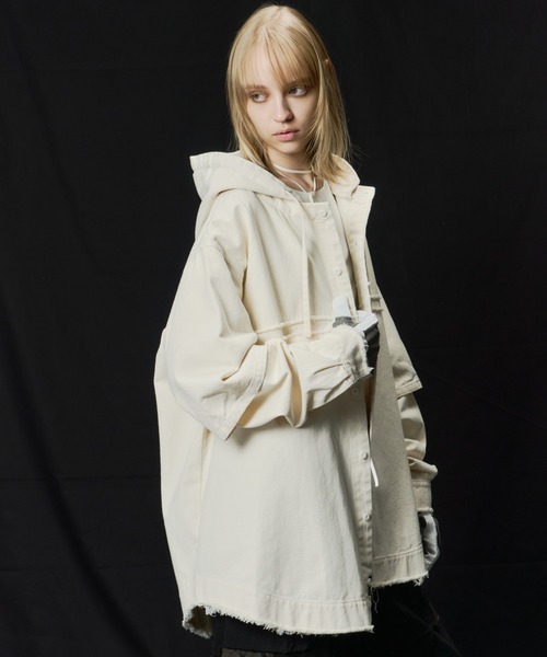 AIVER（アイバー）の「AIVER　レイヤードカットオフツイルシャツ（シャツ/ブラウス・メンズ・ブラック/ダークグレー/キナリ・LARGE/MEDIUM/SMALL）」の10枚目の写真