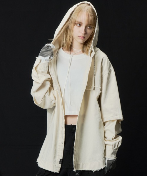 AIVER（アイバー）の「AIVER　レイヤードカットオフツイルシャツ（シャツ/ブラウス・メンズ・ブラック/ダークグレー/キナリ・LARGE/MEDIUM/SMALL）」の14枚目の写真