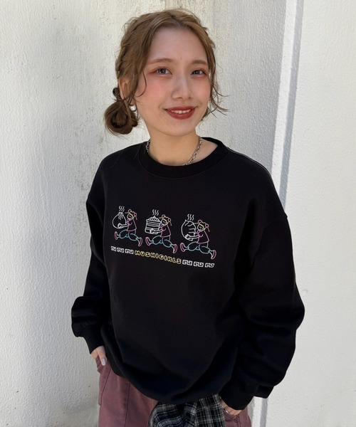 DOUBLE NAME（ダブルネーム）の「蒸しガール刺しゅうプルオーバー（Tシャツ/カットソー・レディース・オフホワイト/ブラック・FREE）」の10枚目の写真