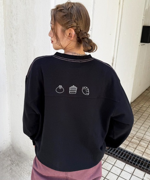 DOUBLE NAME（ダブルネーム）の「蒸しガール刺しゅうプルオーバー（Tシャツ/カットソー・レディース・オフホワイト/ブラック・FREE）」の11枚目の写真