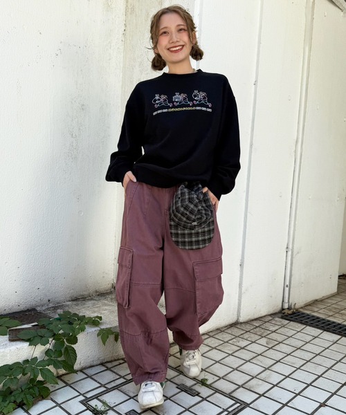 DOUBLE NAME（ダブルネーム）の「蒸しガール刺しゅうプルオーバー（Tシャツ/カットソー・レディース・オフホワイト/ブラック・FREE）」の14枚目の写真