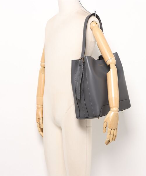 Scrap Book（スクラップブック）の「【GIANNI NOTARO】タックショルダーバッグ（ショルダーバッグ・レディース・レッド/グレー・FREE）」の6枚目の写真