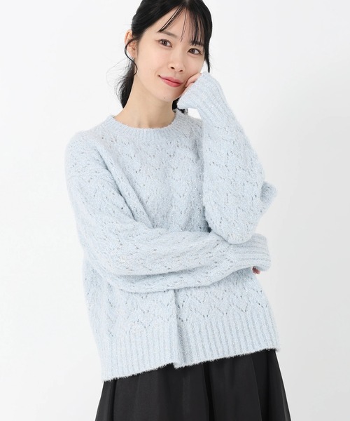 STRAWBERRY-FIELDS(ストロベリーフィールズ)の「ルミナスフラッフィ―_レース編シャインニット(ニット/セーター・レディース・オフホワイト/ライトブルー/ピンク・2)」の4枚目の写真