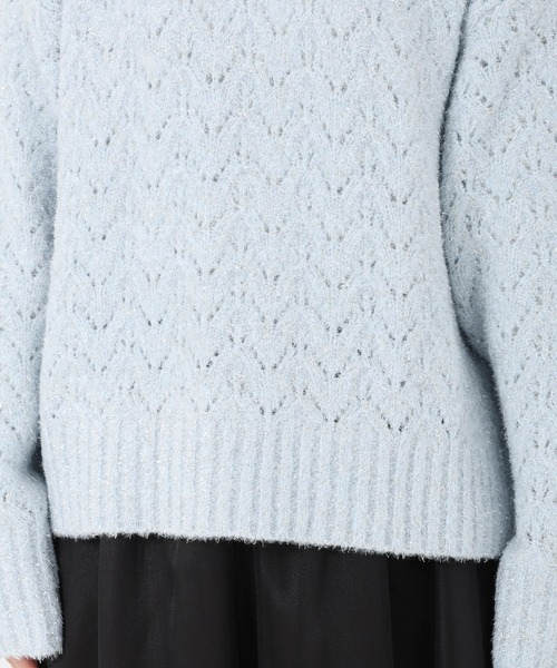STRAWBERRY-FIELDS(ストロベリーフィールズ)の「ルミナスフラッフィ―_レース編シャインニット(ニット/セーター・レディース・オフホワイト/ライトブルー/ピンク・2)」の10枚目の写真
