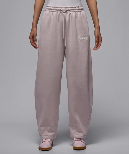 JORDAN BRAND(ジョーダンブランド)の「《セットアップ対応商品》ジョーダン フライト フリース ウィメンズ バギー パンツ / Jordan Flight Fleece Women's Baggy Pants IF1002-627 Particle Rose(スウェットパンツ・レディース・ライトピンク・XL/L/M/S/XS)」の1枚目の写真