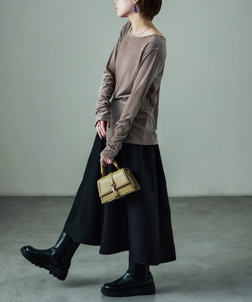 Fashion Letter（ファッションレター）の「前後2way ベロアカットソー（Tシャツ/カットソー・レディース・グレイッシュベージュ/ブラック/ブラウン・M）」の7枚目の写真