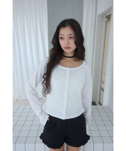 Smyeon(スミョン)の「Long sleeve lace cardigan/レース付きカットカーディガン(カーディガン/ボレロ・レディース・ネイビー/グレー/ホワイト・FREE)」の13枚目の写真