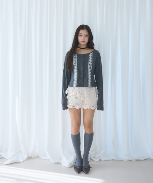 Smyeon(スミョン)の「Long sleeve lace cardigan/レース付きカットカーディガン(カーディガン/ボレロ・レディース・ネイビー/グレー/ホワイト・FREE)」の4枚目の写真