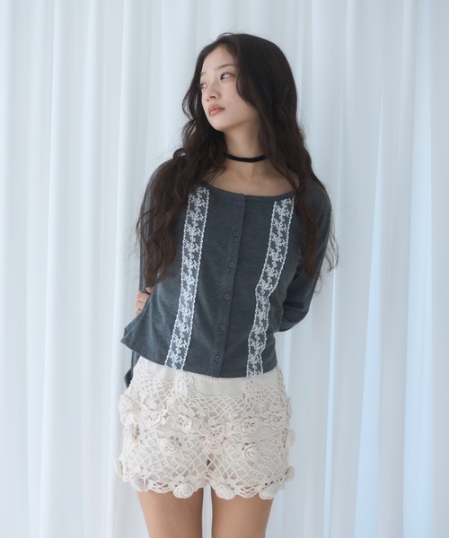 Smyeon(スミョン)の「Long sleeve lace cardigan/レース付きカットカーディガン(カーディガン/ボレロ・レディース・ネイビー/グレー/ホワイト・FREE)」の7枚目の写真