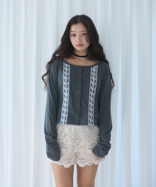 Smyeon(スミョン)の「Long sleeve lace cardigan/レース付きカットカーディガン(カーディガン/ボレロ・レディース・ネイビー/グレー/ホワイト・FREE)」の8枚目の写真