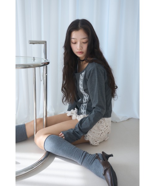 Smyeon(スミョン)の「Long sleeve lace cardigan/レース付きカットカーディガン(カーディガン/ボレロ・レディース・ネイビー/グレー/ホワイト・FREE)」の9枚目の写真