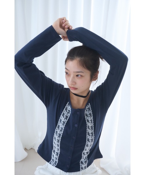 Smyeon(スミョン)の「Long sleeve lace cardigan/レース付きカットカーディガン(カーディガン/ボレロ・レディース・ネイビー/グレー/ホワイト・FREE)」の22枚目の写真