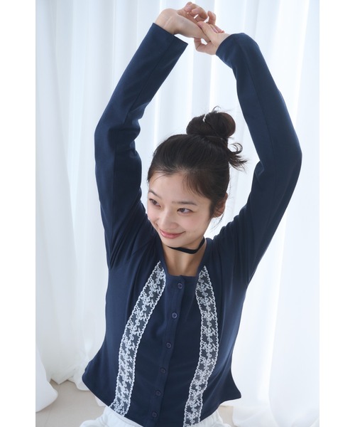 Smyeon(スミョン)の「Long sleeve lace cardigan/レース付きカットカーディガン(カーディガン/ボレロ・レディース・ネイビー/グレー/ホワイト・FREE)」の22枚目の写真