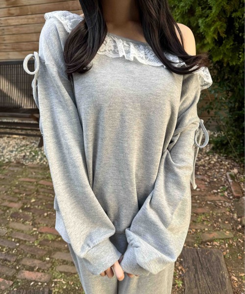 PHILLY（フィリー）の「《セットアップ可能★》レースパイピングオフショルスウェット（スウェット・レディース・アイボリー/グレー・FREE）」の15枚目の写真