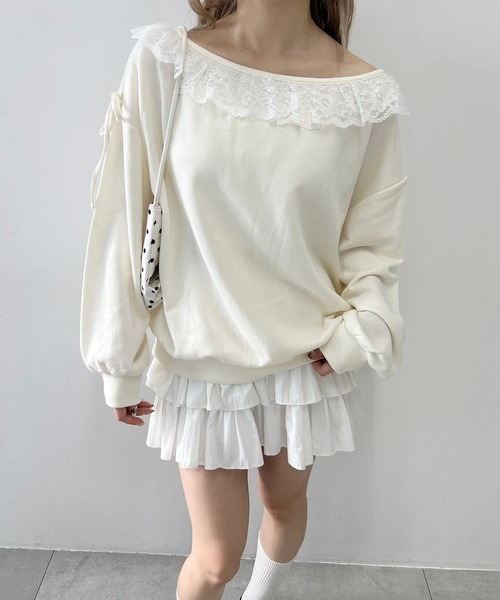 PHILLY（フィリー）の「《セットアップ可能★》レースパイピングオフショルスウェット（スウェット・レディース・アイボリー/グレー・FREE）」の3枚目の写真