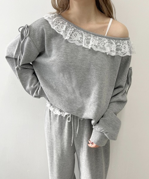 PHILLY（フィリー）の「《セットアップ可能★》レースパイピングオフショルスウェット（スウェット・レディース・アイボリー/グレー・FREE）」の11枚目の写真